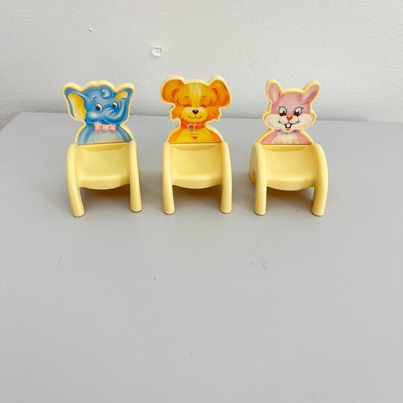 Vtg Barbie 1999 "Kelly's Surprise Party" Flip Set of 3  Chairs - Picture 1 of 2